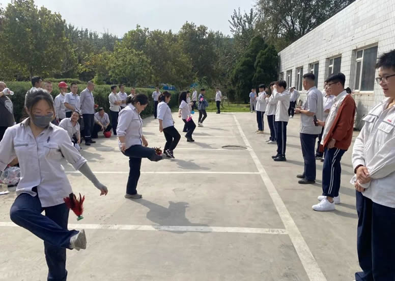 天津大无缝管加工事业部趣味运动会激发全员斗志奋战四季度再创佳绩 天津大无缝管加工事业部趣味运动会激发全员斗志奋战四季度再创佳绩